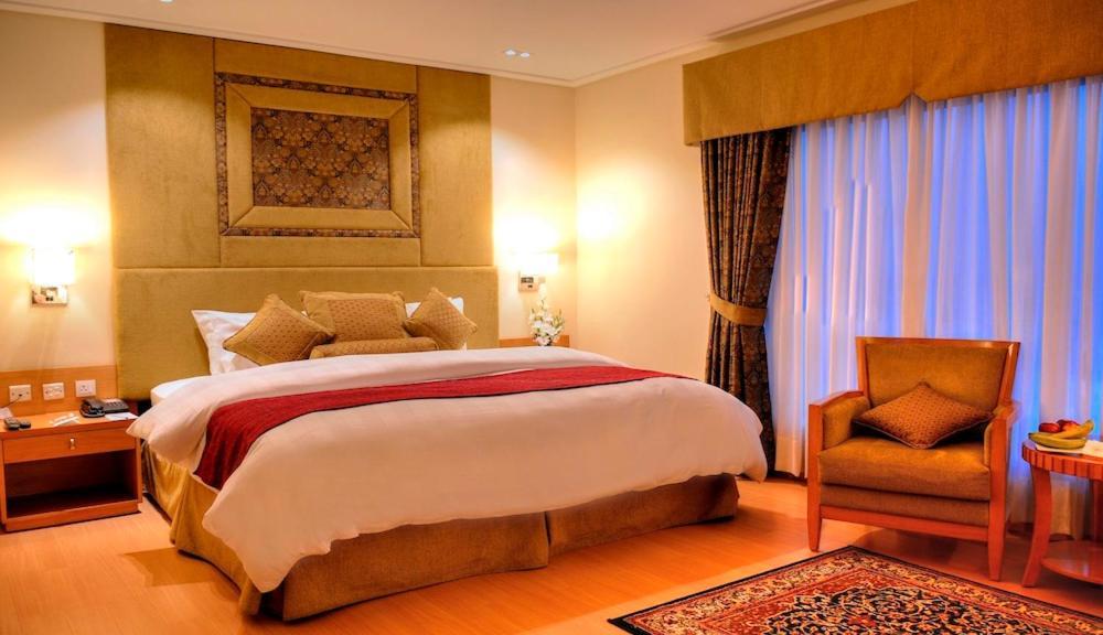 Park Lane Hotel Lahore Exterior photo